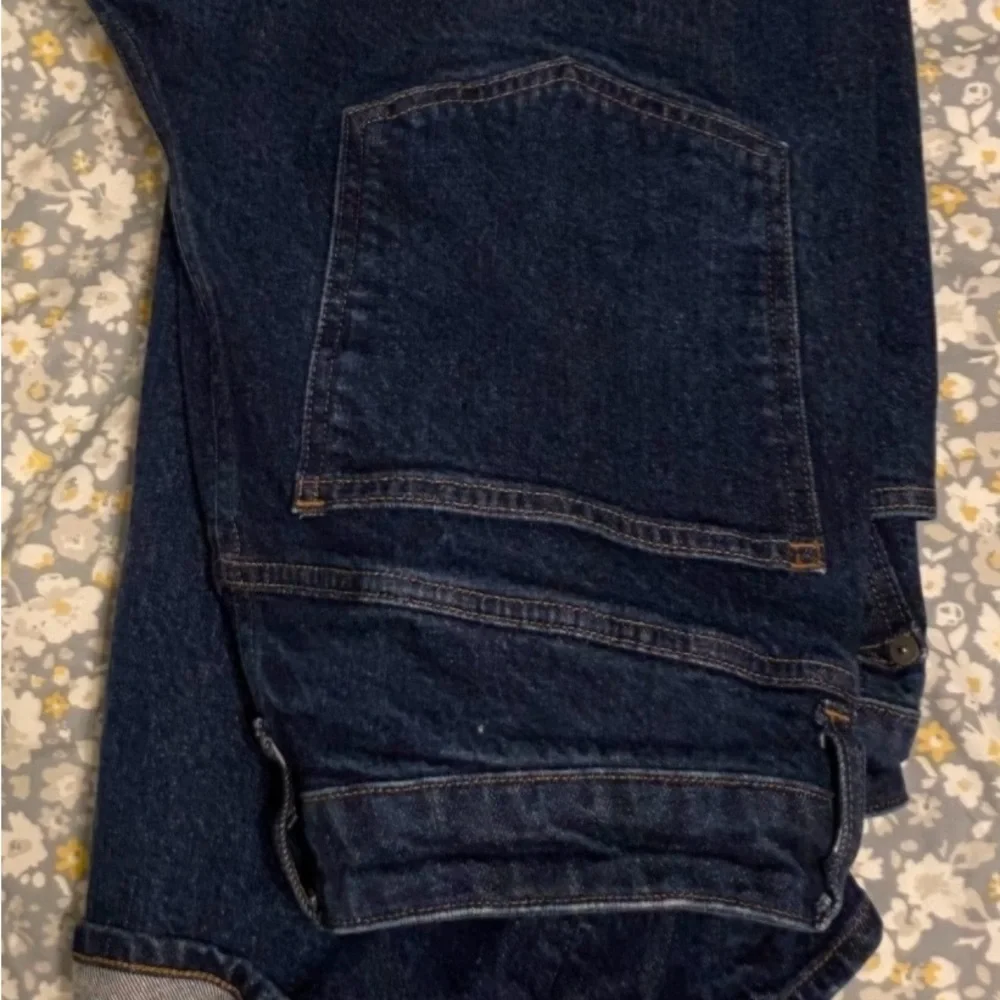 Dark Blue - The Curvy '90s Straight Jeans - Picture 6 of 9